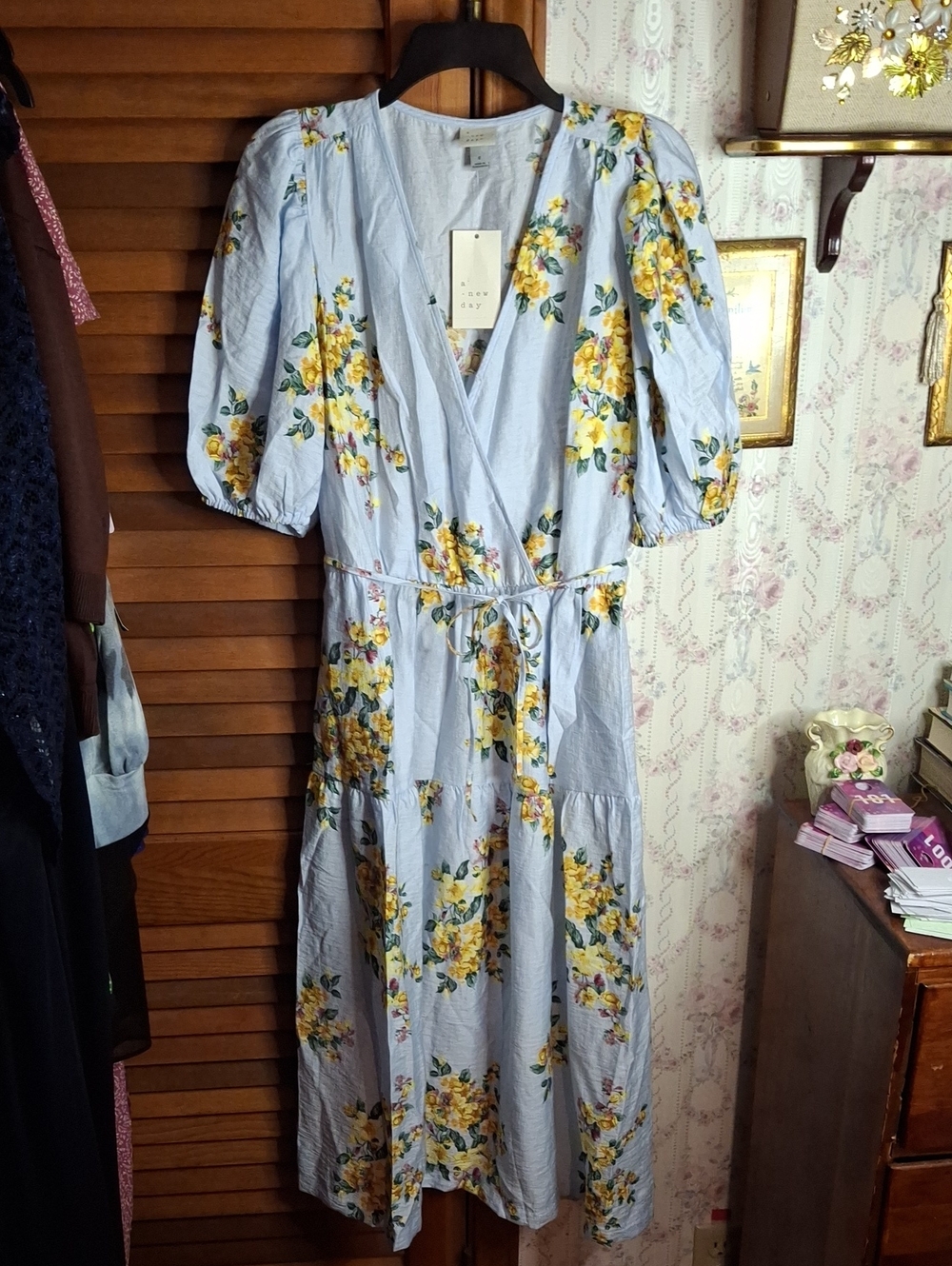 A New Day Short Sleeve Wrap Tie Tier Midi Empire Waist NWT Small